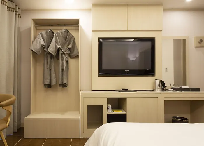 Tirol Hotel