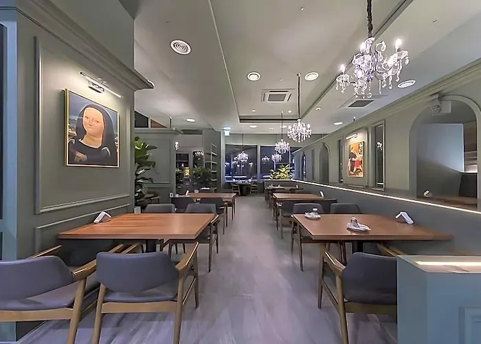 Tirol Hotel