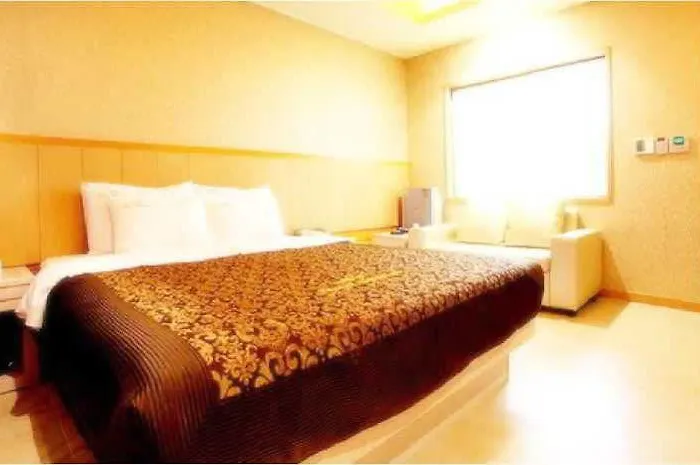 Hotel Tirol 3*